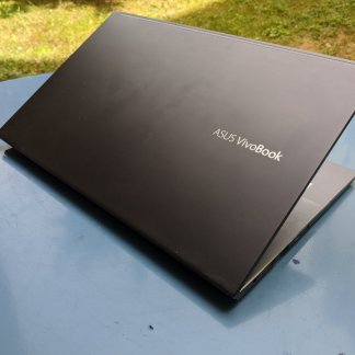 Asus VivoBook S14 2020 Test: Kompromisse eingehen